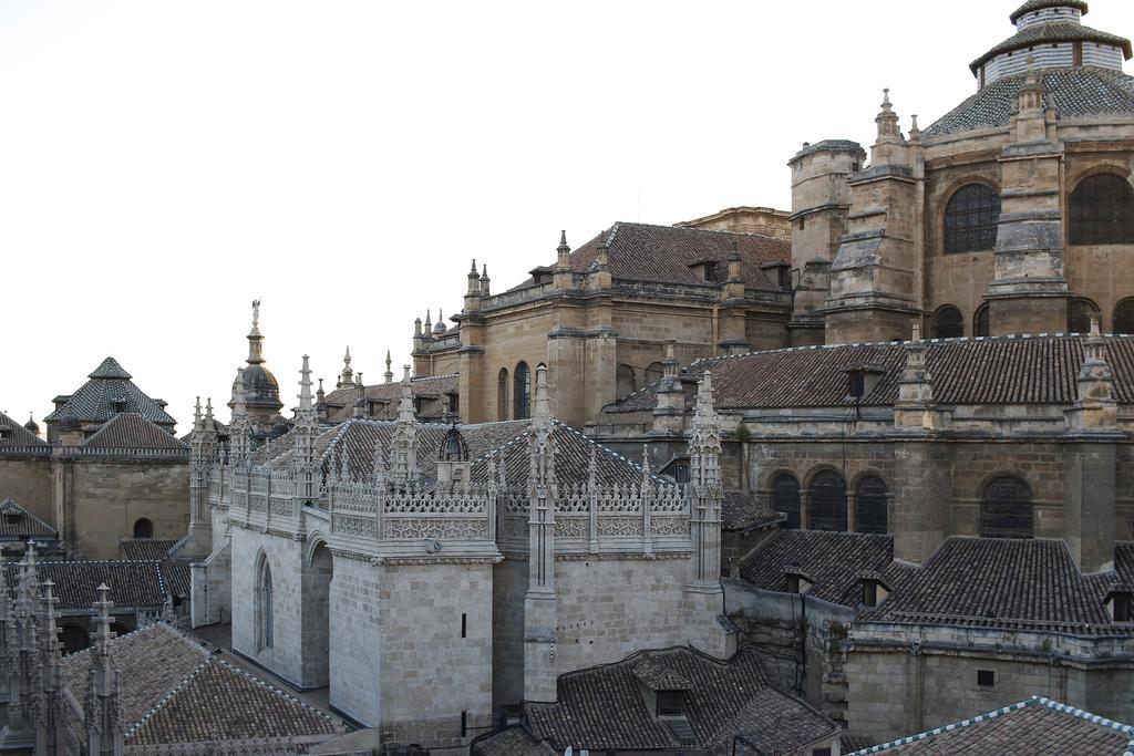 غرناطة Suites Gran Via Capilla Real المظهر الخارجي الصورة