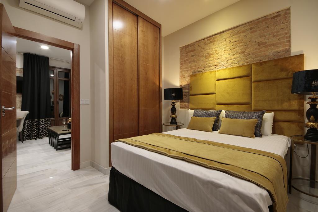 غرناطة Suites Gran Via Capilla Real المظهر الخارجي الصورة