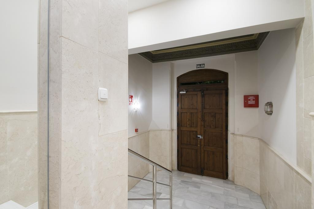 غرناطة Suites Gran Via Capilla Real المظهر الخارجي الصورة